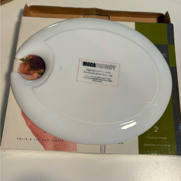 Stoneware Cocktail Plates with Glass Holder (4 Plates in Total) - Picture 6 of 8